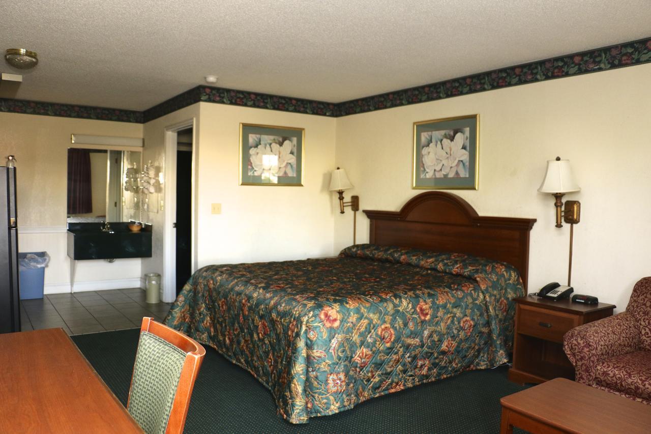 Southern Lodge Orangeburg Εξωτερικό φωτογραφία