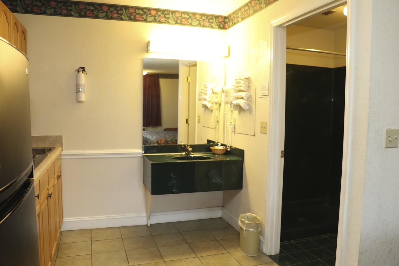 Southern Lodge Orangeburg Εξωτερικό φωτογραφία